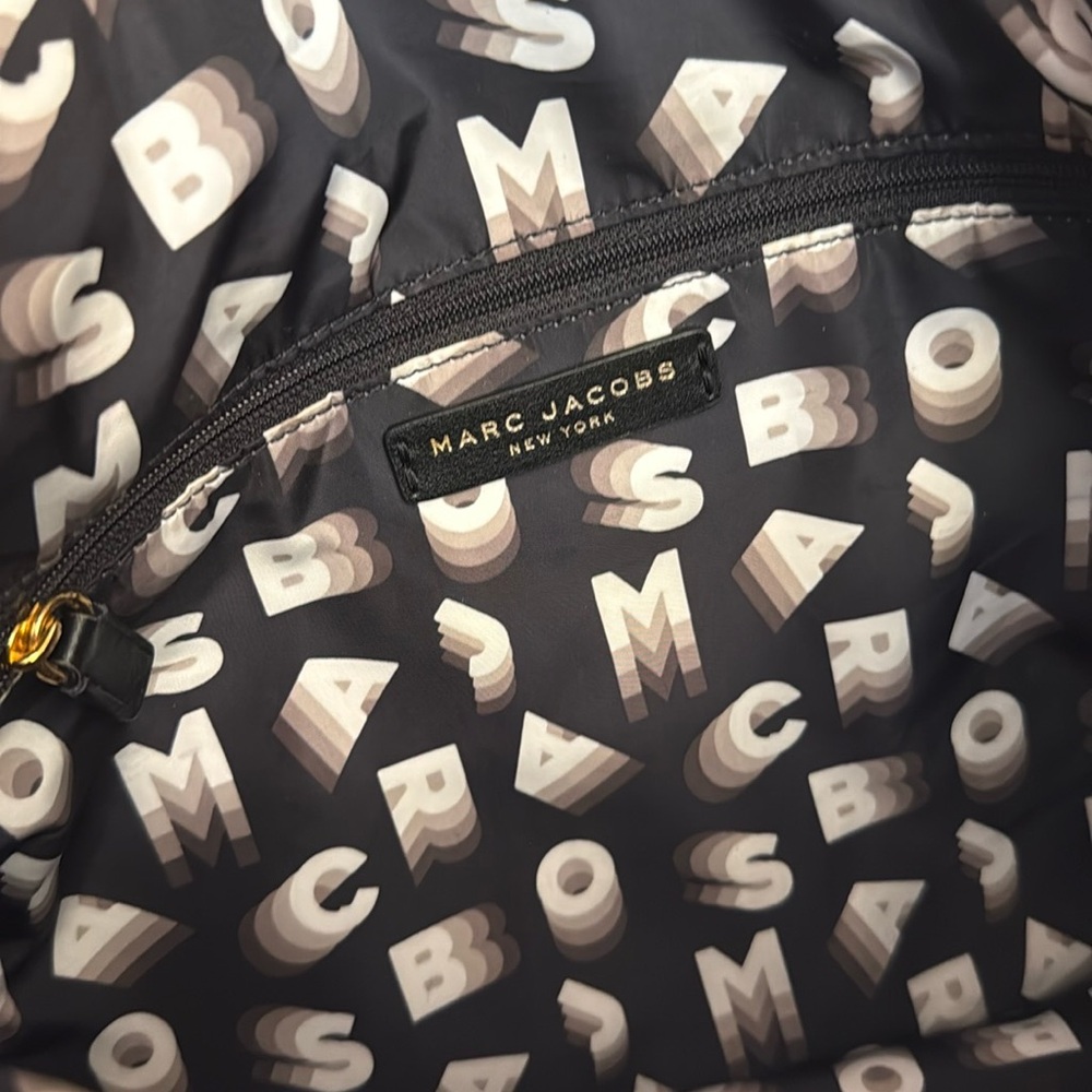 Marc Jacobs Black Leather Shoulder Bag with Striped Strap - Picture 8 of 8